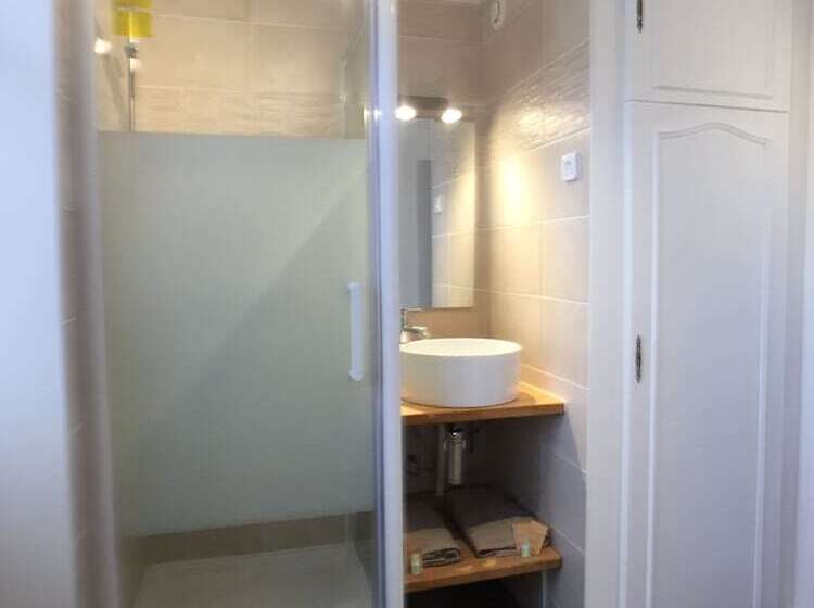 Domaine Des Trois Chateaux