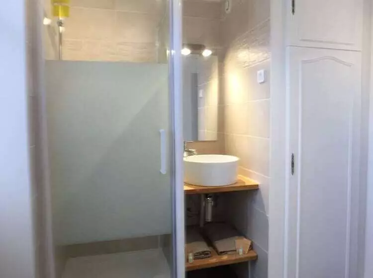 Domaine Des Trois Chateaux