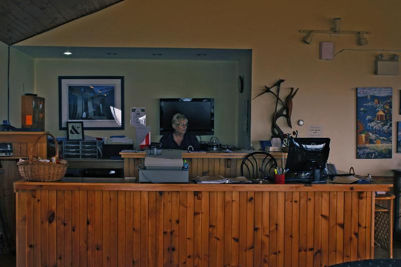 Отель Brier Island Lodge