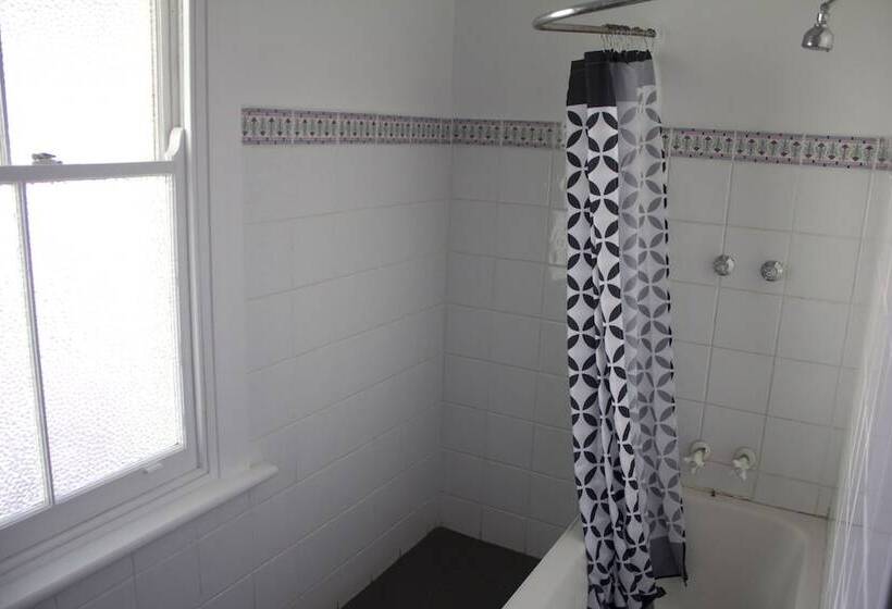 Courthouse Hotel Boorowa