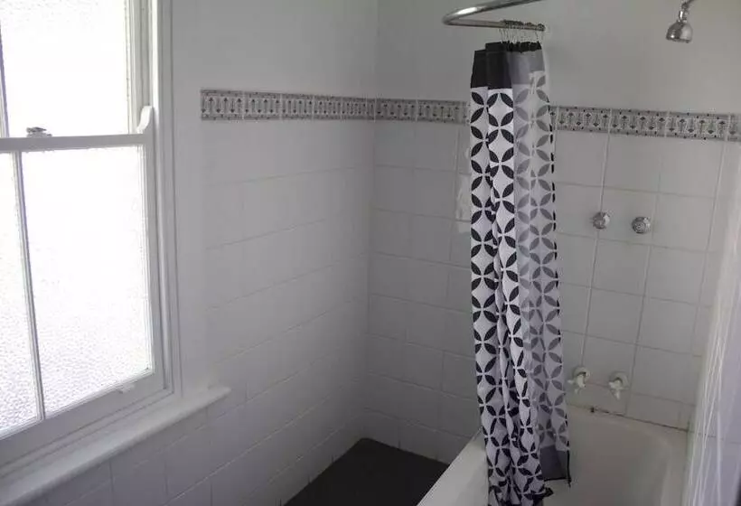 Courthouse Hotel Boorowa