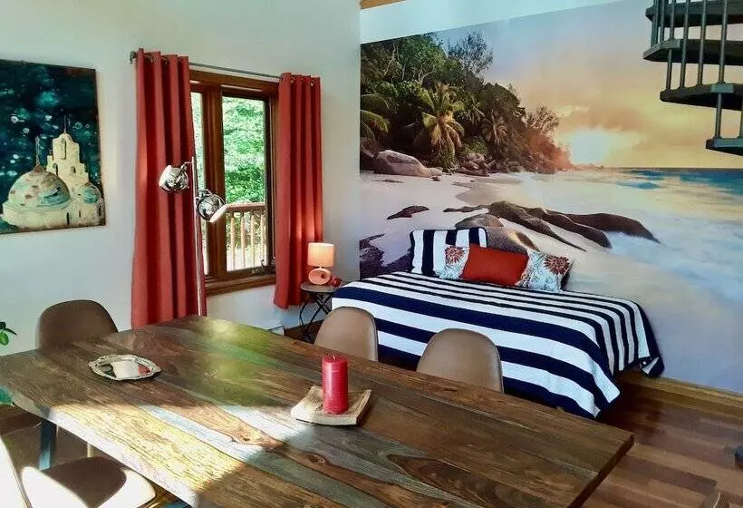 ホテル Domaine Baie Mud