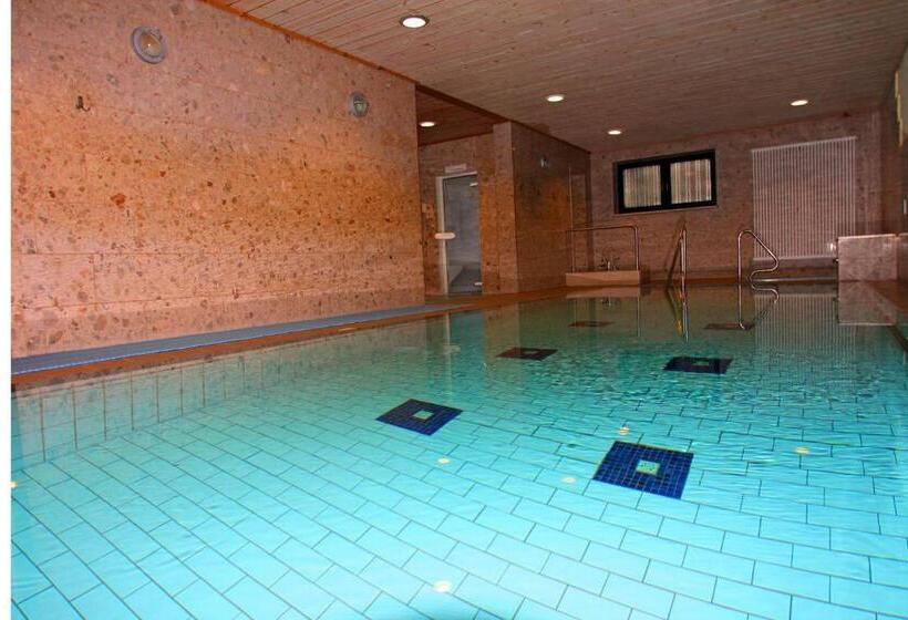 Kur & Landhotel Borstel   Treff