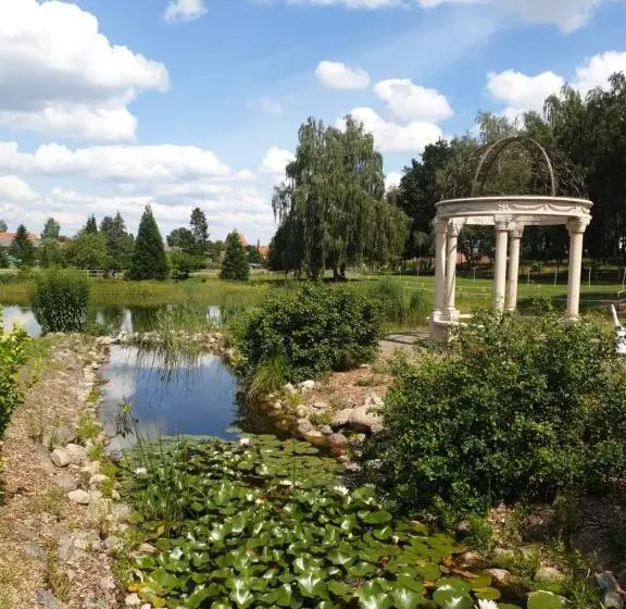 Kur & Landhotel Borstel   Treff