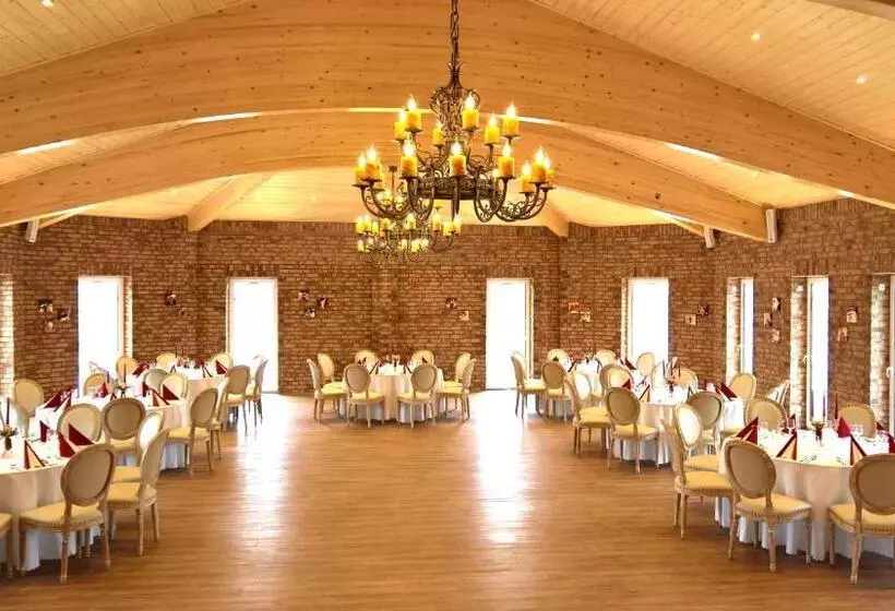 Kur & Landhotel Borstel   Treff