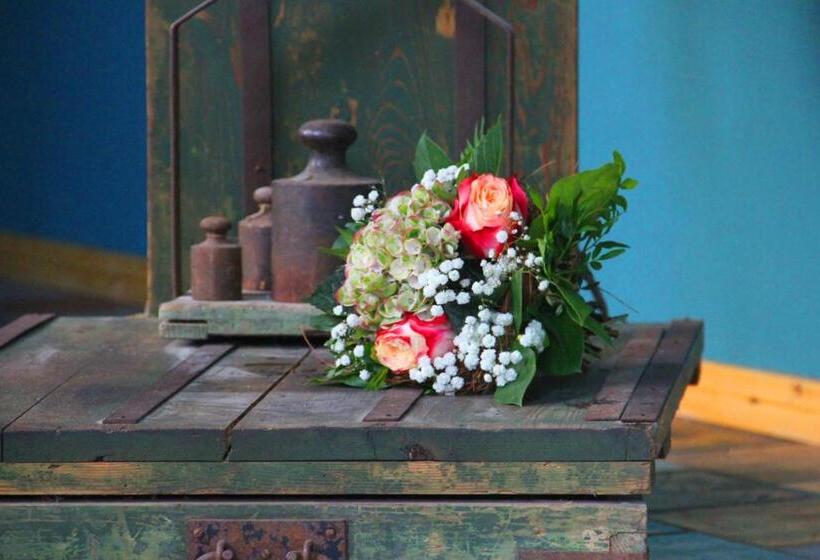 Kur & Landhotel Borstel   Treff