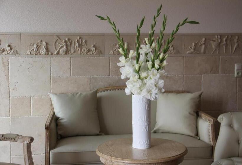 Kur & Landhotel Borstel   Treff