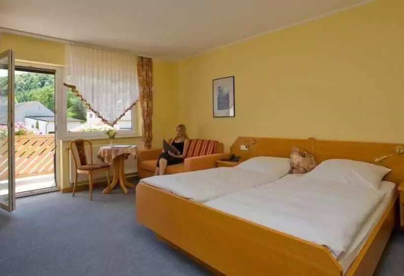 Hotelli Landhaus Schend