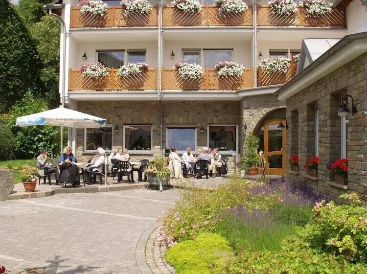 Hotelli Landhaus Schend