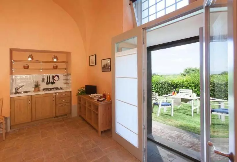 Maaseutuhotelli Agriturismo Casale Bonaparte