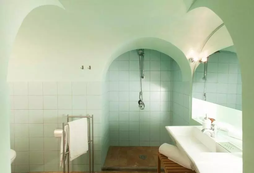 Maaseutuhotelli Agriturismo Casale Bonaparte