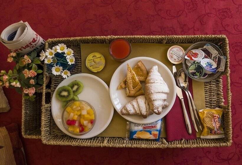 La Casa Sul Lago Hostel