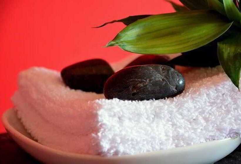 بنسيون Domaine Des Ormeaux