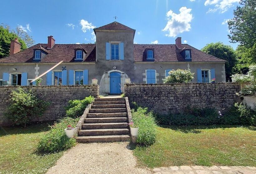 بنسيون La Cuvellerie