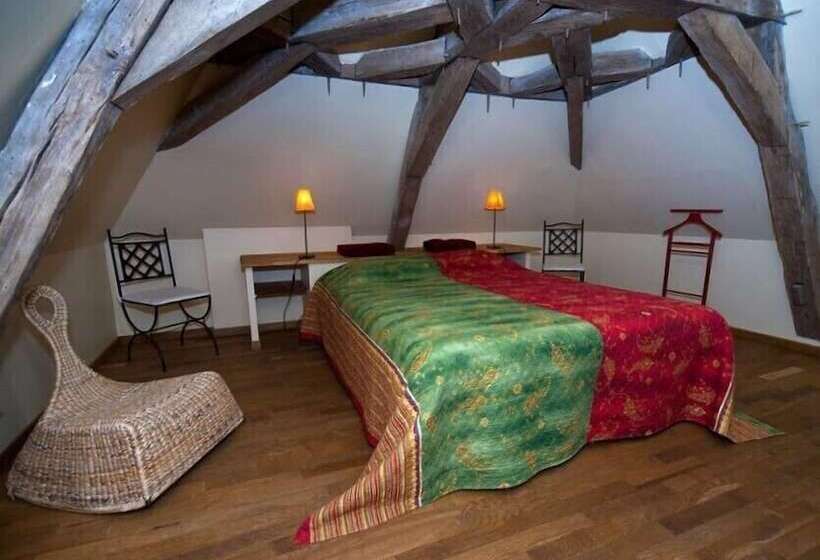 بنسيون La Cuvellerie