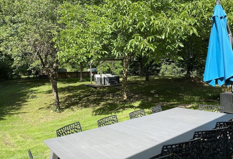 بنسيون La Grangette En Bourgogne