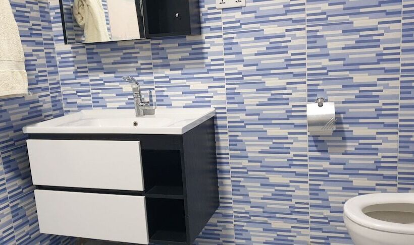 بنسيون Royal Triangle Guest House