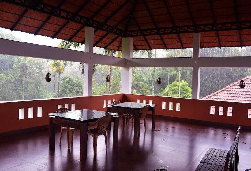 منتجع 3 Hills County