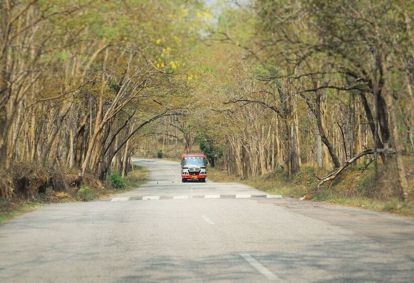 منتجع 3 Hills County