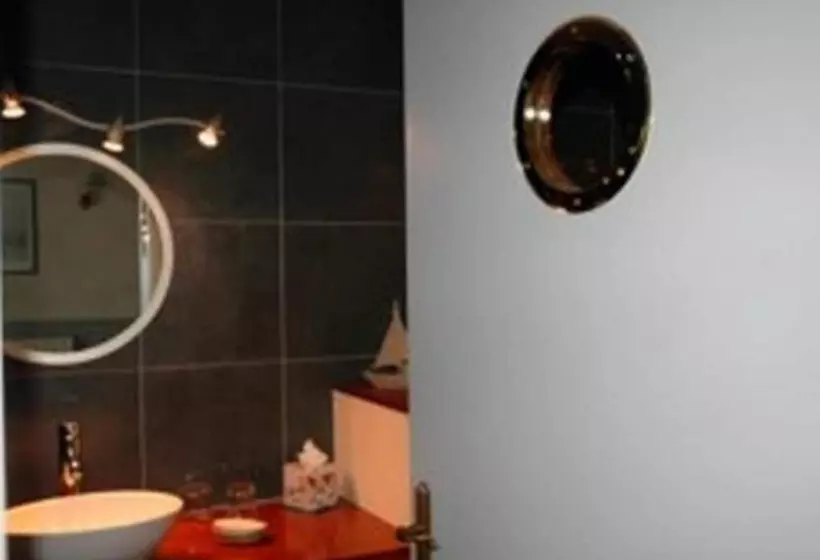 Aamiaismajoitus (B&B) Chambres D Hôtes Les Douves