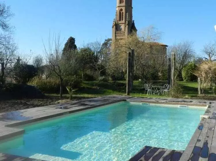 Aamiaismajoitus (B&B) Chambres D Hôtes Les Douves