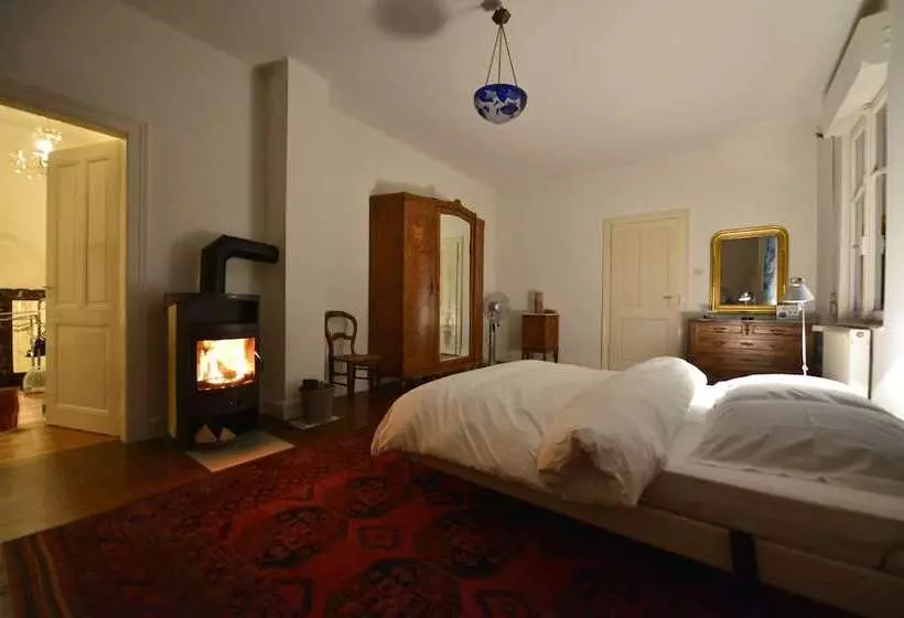 ベッドアンドブレックファースト Chambres D Hotes Au Six