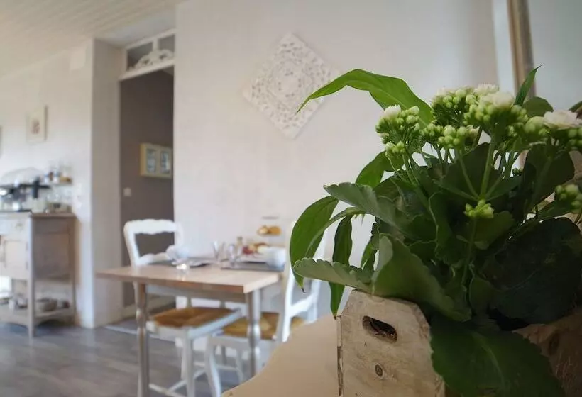 ベッドアンドブレックファースト Les 4 Saisons