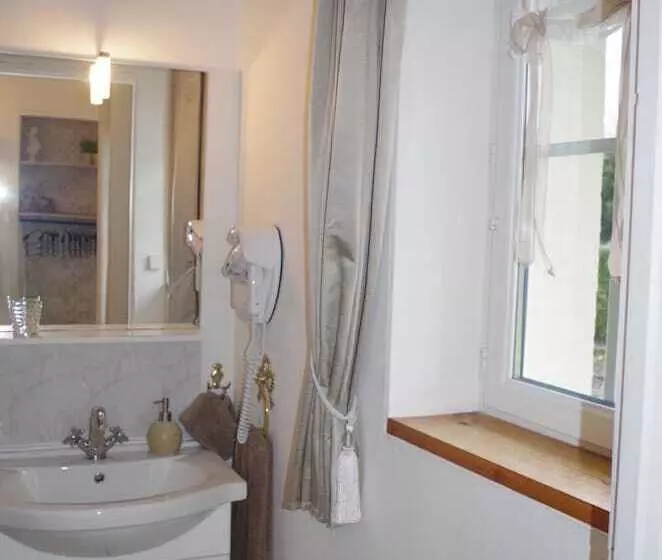 ベッドアンドブレックファースト Les 4 Saisons