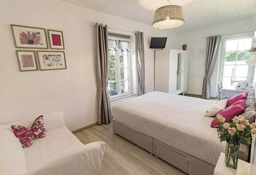 ベッドアンドブレックファースト Les 4 Saisons