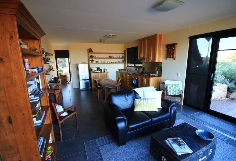 Down To Earth Farm Retreat