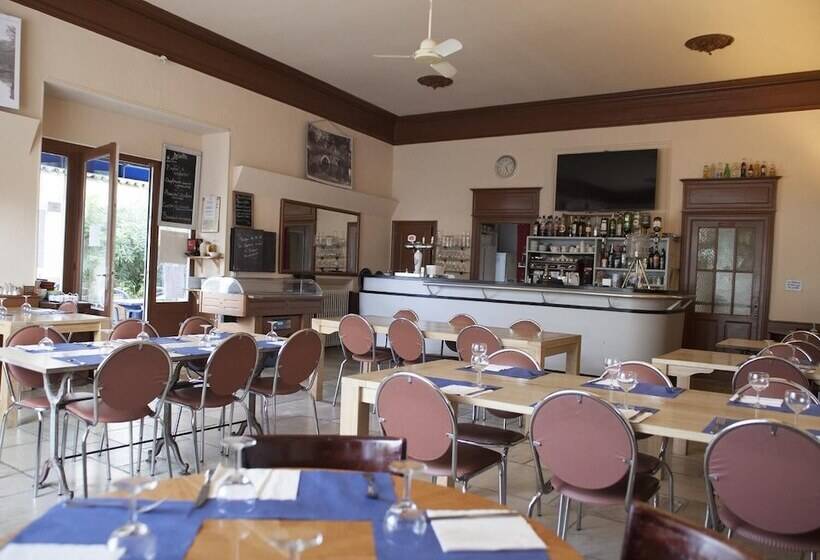 ホテル Aux Lys D'or