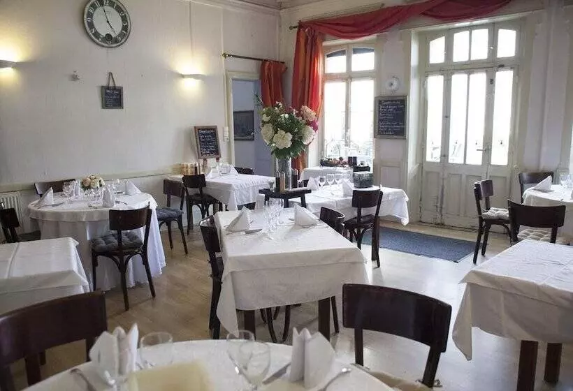 Hotelli Aux Lys D'or