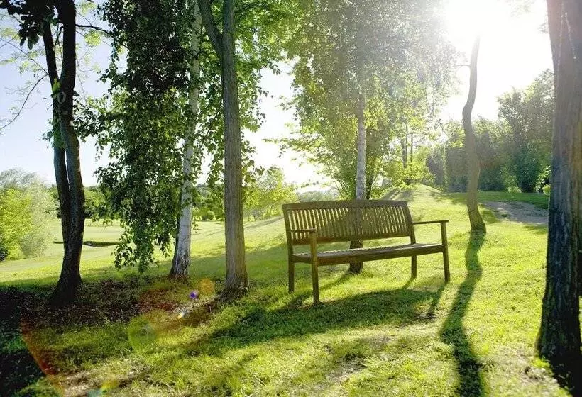 Hotelli La Foresteria Canavese Country Club