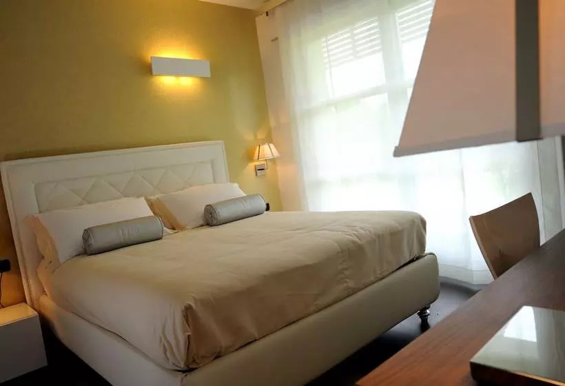 Hotelli La Foresteria Canavese Country Club