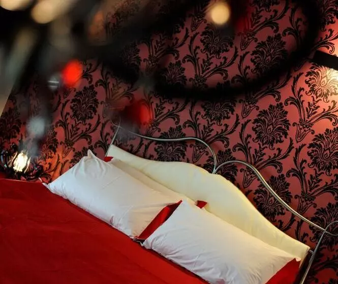 Hotelli La Foresteria Canavese Country Club