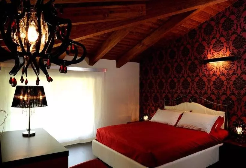 Hotelli La Foresteria Canavese Country Club