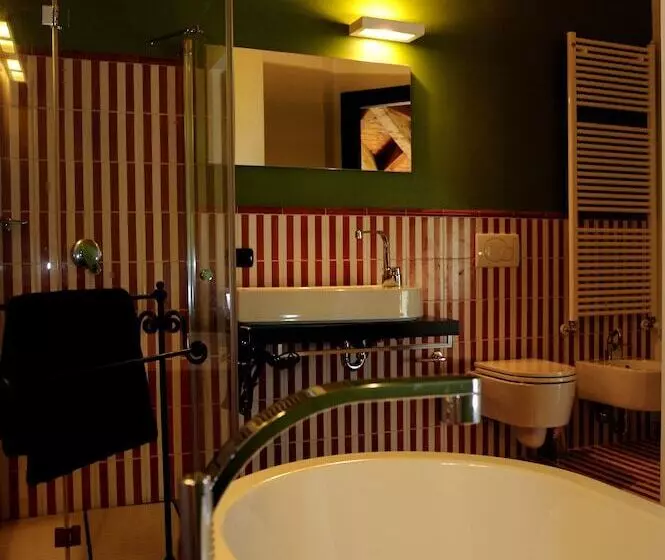 Hotelli La Foresteria Canavese Country Club