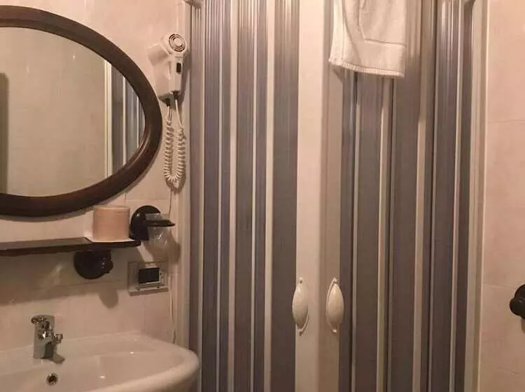 Hotelli La Locanda Di San Francesco