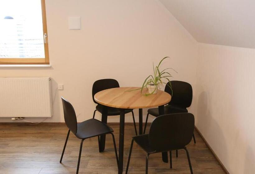 Hotel Leidringer Gästehaus Gmbh