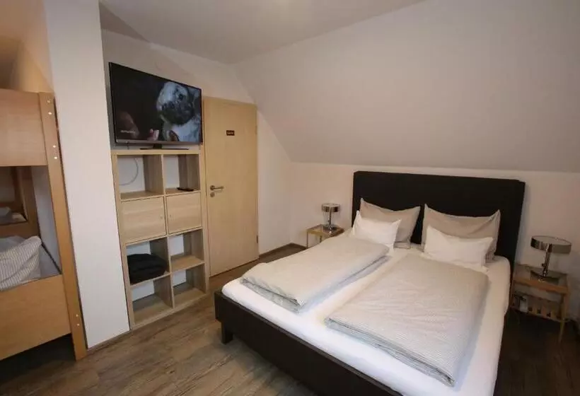 Hotelli Leidringer Gästehaus Gmbh