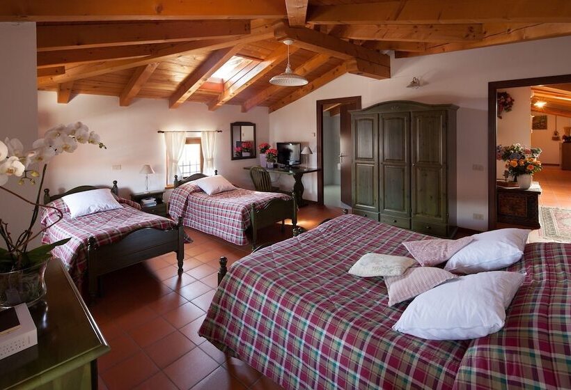 교외 호텔 Agriturismo I Comelli