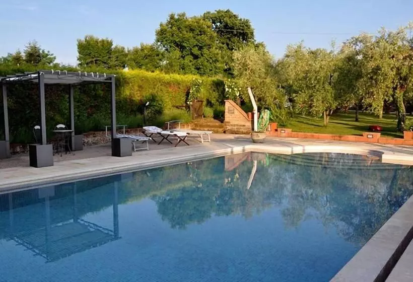 田舎風ホテル Agriturismo Podere Campiglia