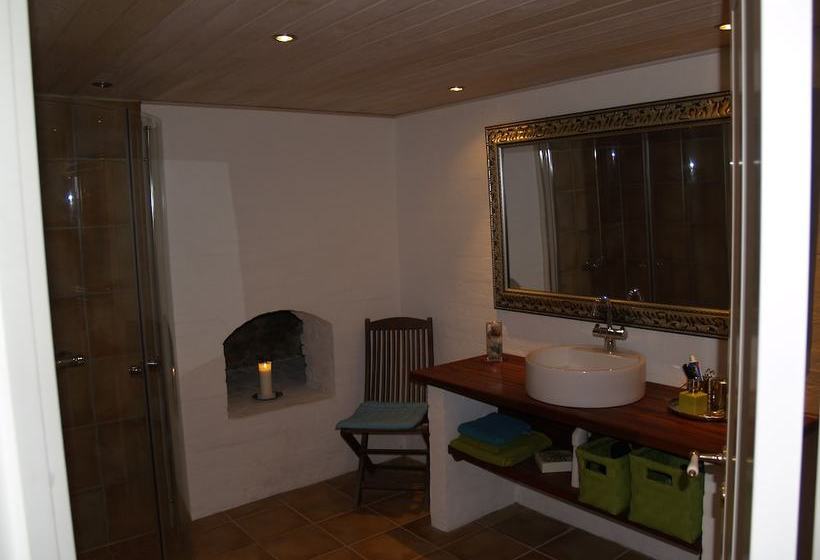 Juhls Bed & Breakfast