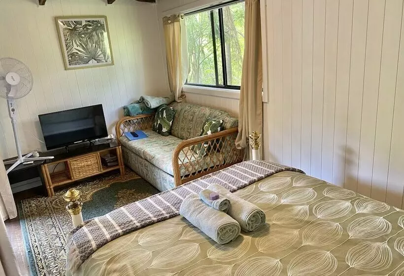 Nimbin Waterfall Retreat