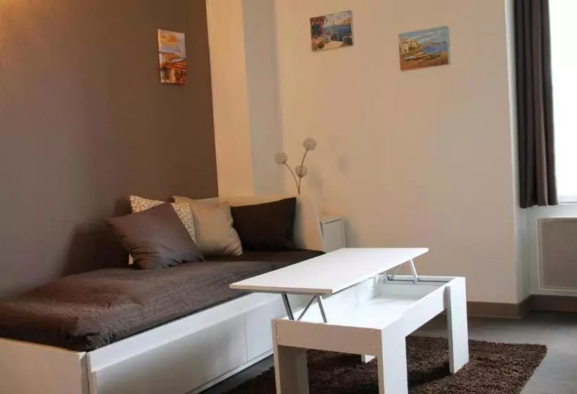 ペンション Les Terrasses Des Mimosas