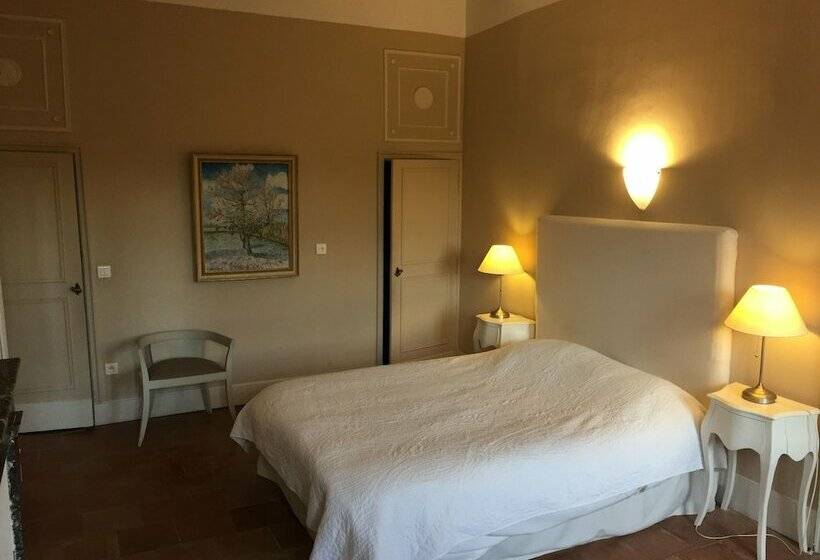 بنسيون Maison Josephine