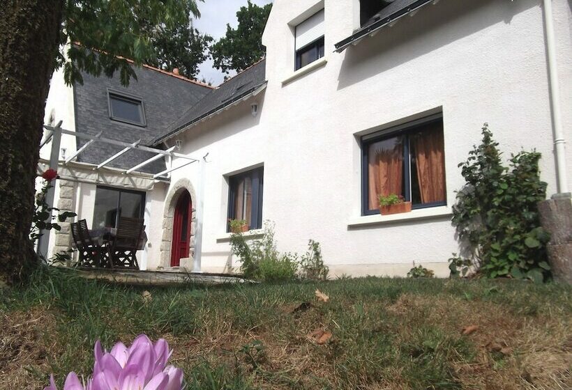 بنسيون Ty Canal D Or