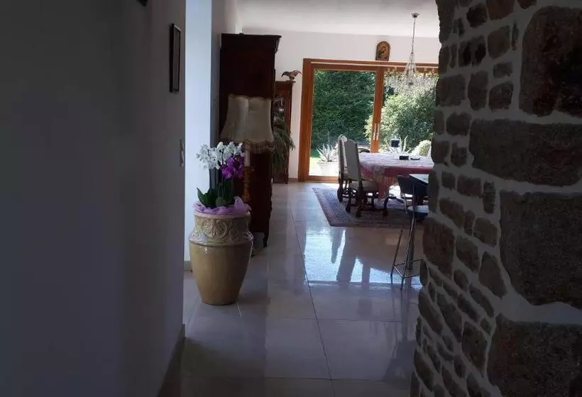 Aamiaismajoitus (B&B) Chez Céline