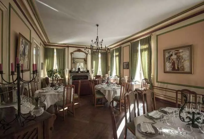 ベッドアンドブレックファースト Château Des Saveurs