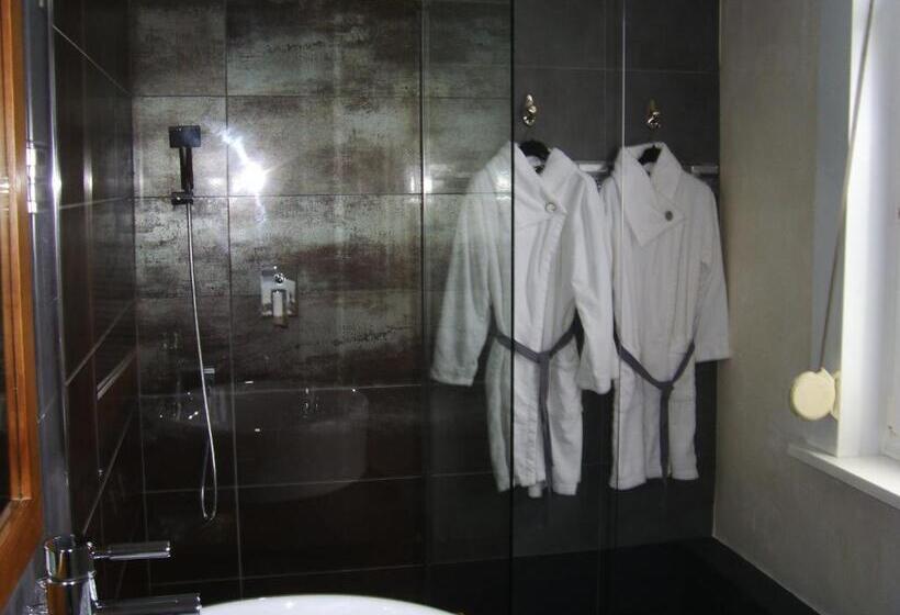 住宿加早餐  La Ceriseraie